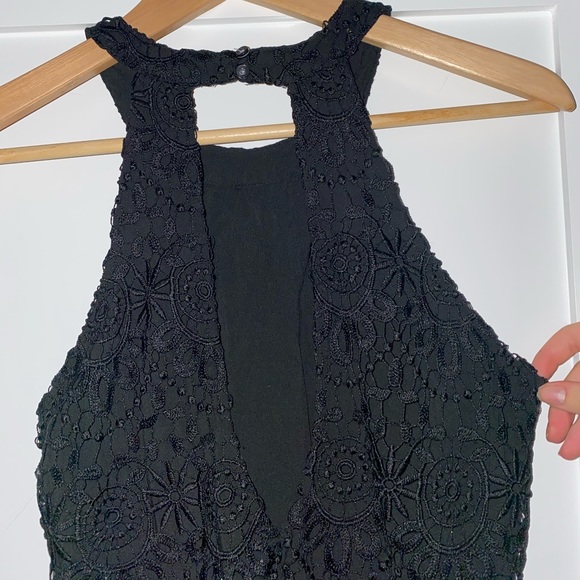 NWOT Black Lace Highneck Minidress from Hollister - Picture 5 of 8